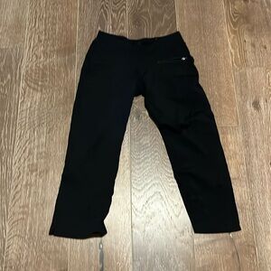 Cropped alo leggings